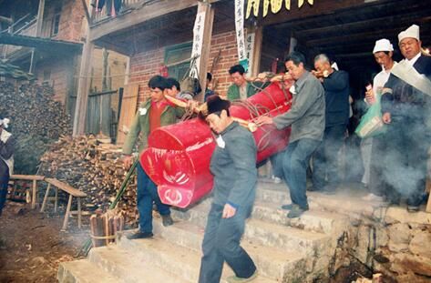 墓地风水详解：这些地理环境不适宜下葬 www.haochilao.com.cn