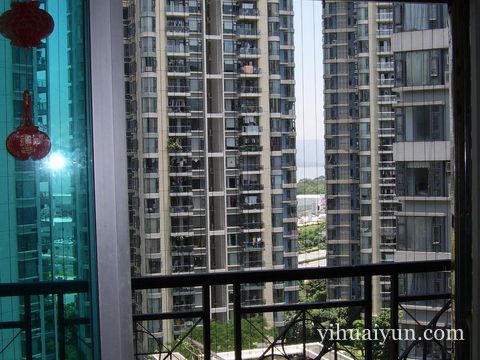 阳台正对两楼中间好不好 www.haochilao.com.cn